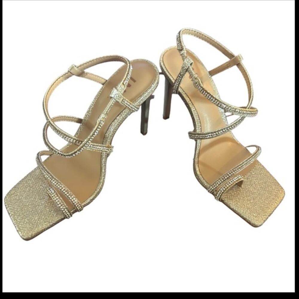 INC Arti Strappy Dress Heels Sparkly  Square Toe Sleek Stiletto Heel NEW SZ 8.5 - Picture 2 of 11
